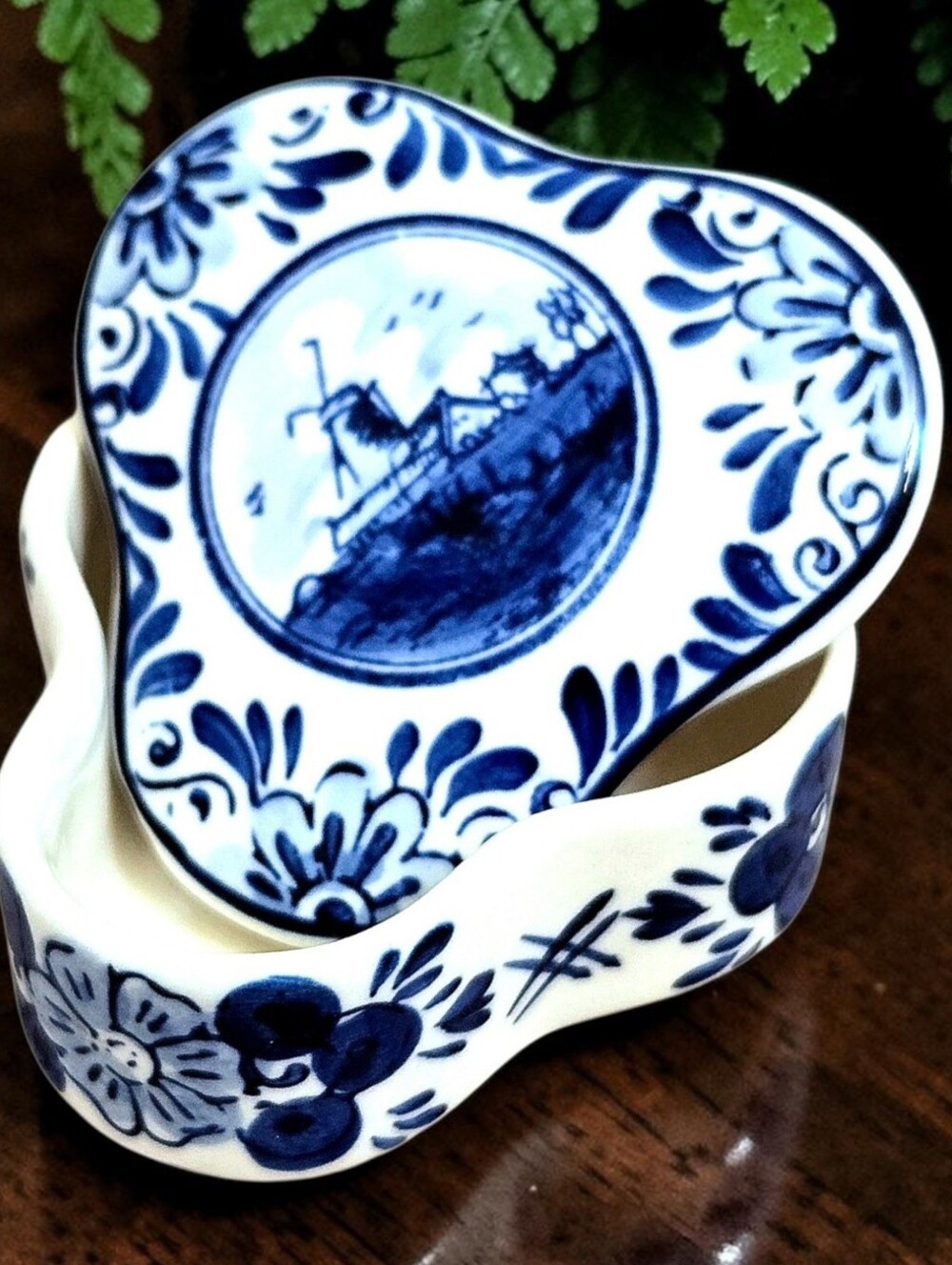 Vintage Dutch Delft Blue Trinket Box Porcelain Clover Shape DAIC Holland Gift